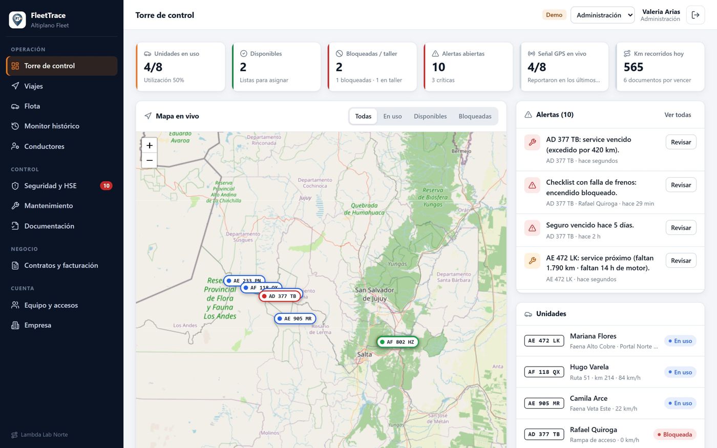 Torre de control de FleetTrace con mapa en vivo, alertas y estado de la flota